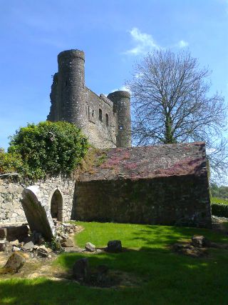 dunmoe castle and church